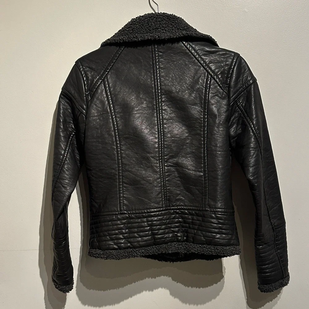 Urban Republic Black Shearling Jacket - Picture 2 of 10